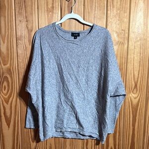 AGB Long Sleeve Sweater Like Top Size XL